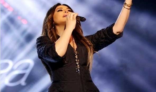 إليسا تكشف سبب اختيارها للفنان سعد لمجرد في من أول دقيقة