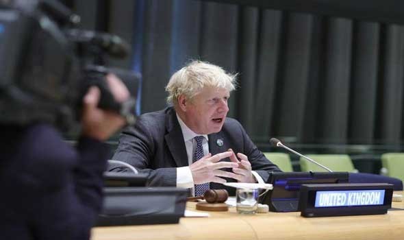 بوريس جونسون سيُجبر على الاستقالة وقيادة حزبه تصرّ ووزرائه يطلبون منه التخلّي عن الحكم