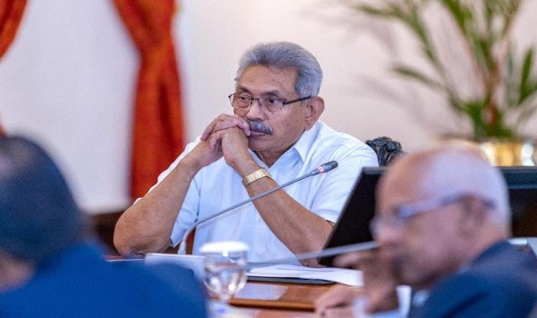 سريلانكا تواصل الاحتجاجات لليوم المئة والرئيس بالإنابة هدف المتظاهرين الجديد