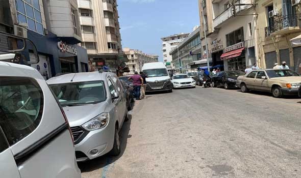 انقضاء فترة العطلة الصيفية ينثر الركود التجاري في أرجاء مدينة السعيدية