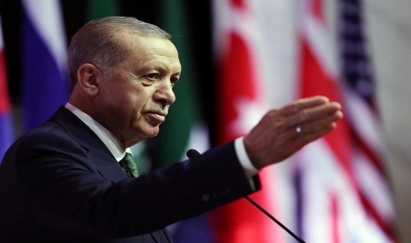 أردوغان يشكر روسيا وأوكرانيا على تسهيل عودة طائرتي الشحن العسكريتين التركيتين