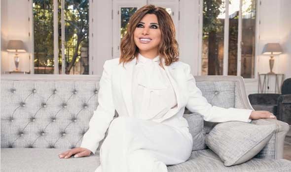 نجوى كرم تؤكد استعدادها للمشاركة في ليلة تكريم طلال مداح