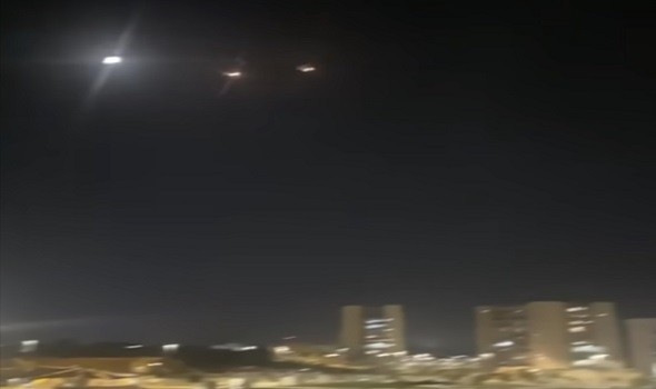 إطلاق 5 صواريخ صوب مستوطنات غلاف غزة والطيران الحربي الإسرائيلي يقصف القطاع