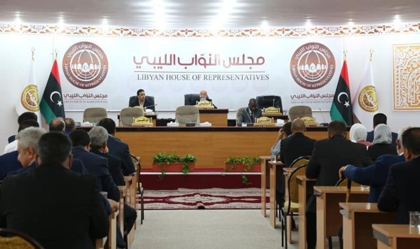 البرلمان الليبي ينعقد لبحث سبل حل الأزمة السياسية في البلاد وسط جهود أممية
