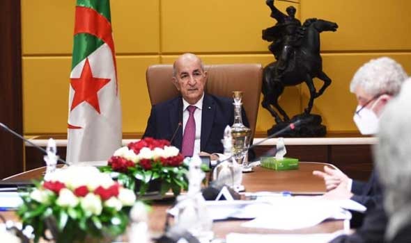 الرئيس الجزائري يستقبل مساعدة كاتب الدولة الأميركي