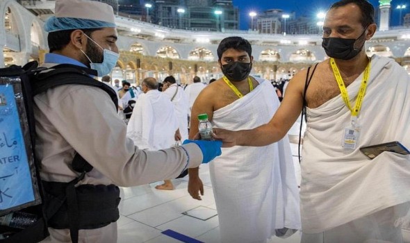 9 ملايين مصلٍ ومعتمر ضيوف بيت الرحمن منذ بدء شهر رمضان