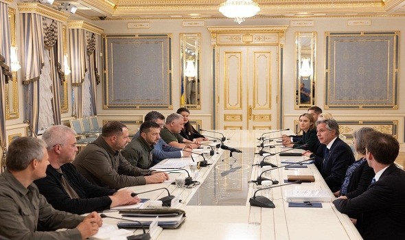 بلينكن يعلن عن مساعدات الى أوكرانيا بمليار دولار ودعم واشنطن لها حتى تنتصر