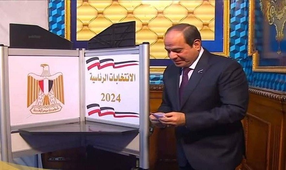 مؤشرات أولية بفوز الرئيس السيسي بولاية جديدة بفارق كبير عن أقرب منافسيه ونسبة تتجاوز 80% من الأصوات