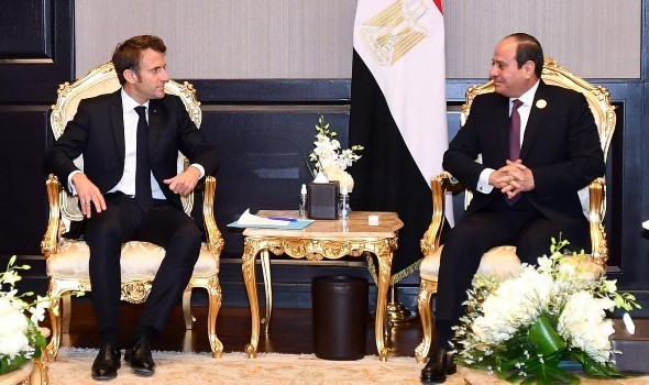 السيسي وماكرون يؤكدان أهمية تجنب اتساع نطاق الصراع في قطاع غزة