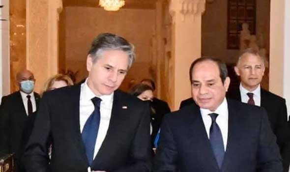 السيسي وبلينكن يناقشان جهود وقف إطلاق النار في غزة ومستجدات صفقة