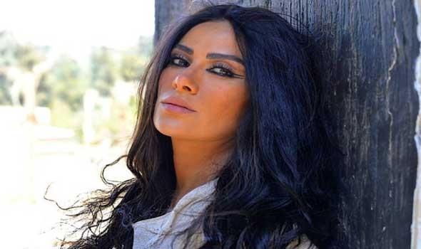 صبا مبارك تعيش نشاطاً فنياً ملحوظاً على المستويين السينمائي والتلفزيوني
