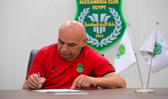 حسام حسن يٌوضح سبب ضم لاعب وحيد من الزمالك لـ منتخب مصر وسر غياب رمضان صبحي