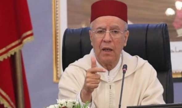 وزير الأوقاف المغربي في درس حسني أمام الملك يُناقش فوائد البنوك