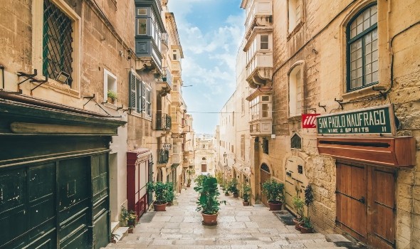 تراجع عدد المواليد فى إيطاليا بشكل غير مسبوق فى عام 2023