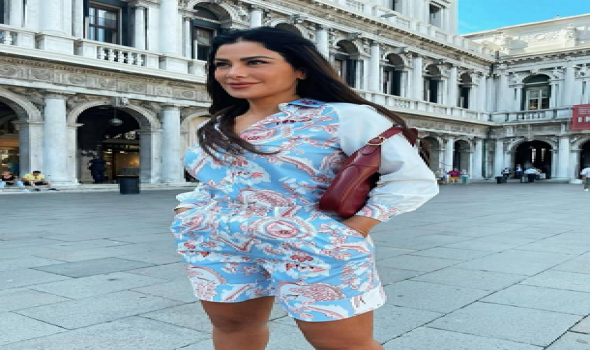 صبا مبارك تحتفل بنجاح