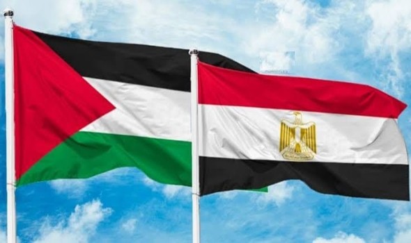 وفد مصري يصل تل أبيب أملاً للتوصّل إلى هدنة وإطلاق سراح الأسرى الإسرائيليين المحتجزين في قطاع غزّة