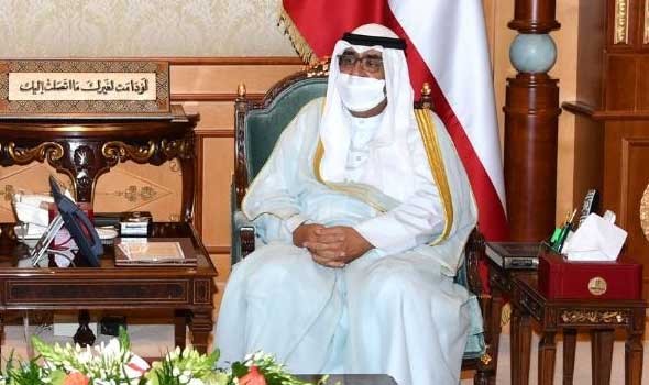أمير الكويت يبعث برقية تعزية إلى سلطان عمان بعد فيضانات المضيبي