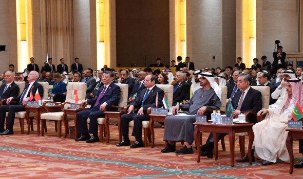 الرئيس الصيني يدعو لعقد مؤتمر سلام في الشرق الأوسط لإنهاء الحرب بين إسرائيل و