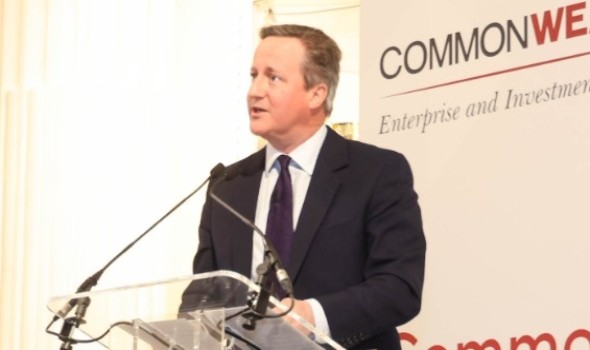 وزير الخارجية البريطاني يدعو إلى إجراء تحقيق سريع في محـ رقة رفح