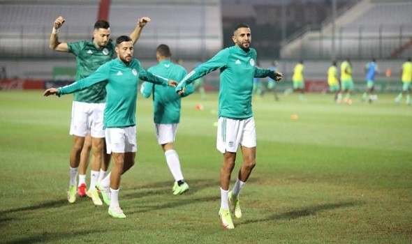 منتخب الجزائر يتلقى هزيمة مفاجئة أمام غينيا على أرضه في تصفيات المونديال