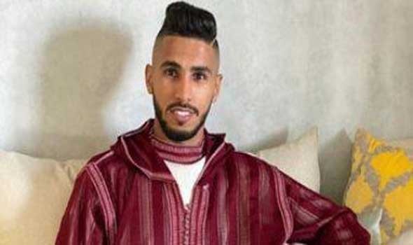 عروض وطنية لأوناجم بعد إعلان رحيله عن الوداد