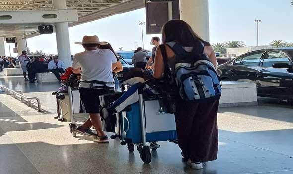 بعد تزايد الدعوات لمغادرة الرعايا الأجانب لبنان و نتانياهو بحذّر بردّ الضربة بضربتين