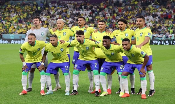 منتخب البرازيل بالقوة الضاربة ضد باراجواي في تصفيات كأس العالم