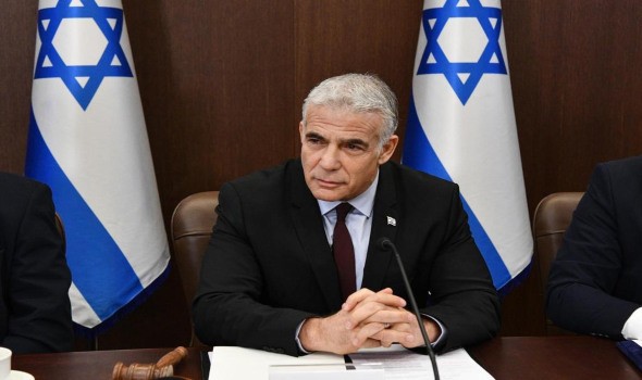 يائير لابيد يحث نتنياهو على إنجاز إتفاق الهدنة في غزة فوراً ويُؤكد إنه أمر بالغ الأهمية