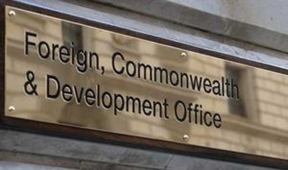 بريطانيا تعلن فرض عقوبات ضد مستوطنين إسرائيليين متهمين بارتكاب أعمال عنف ضد الفلسطينيين
