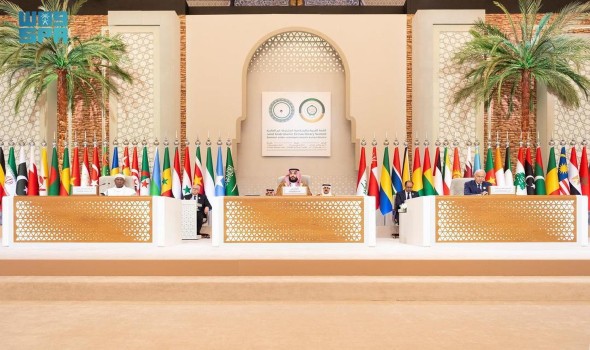 القمة العربية الإسلامية تؤكد على وحدة الصف والقادة يرفضون