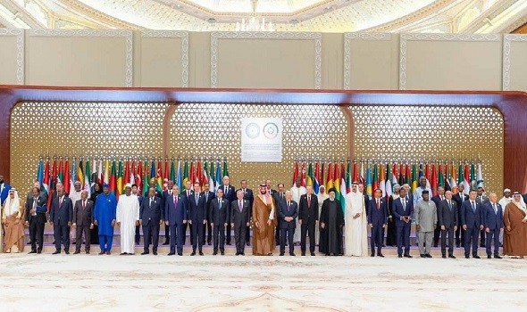 قمة الرياض تتبنّى حل الدولتين وتطالب تسليح إسرائيل وإجبارها على وقف عدوانها على غزّة ولبنان