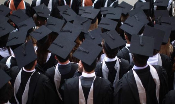 باحثة مغربية من جامعة ابن زهر تفوز بجائزة
