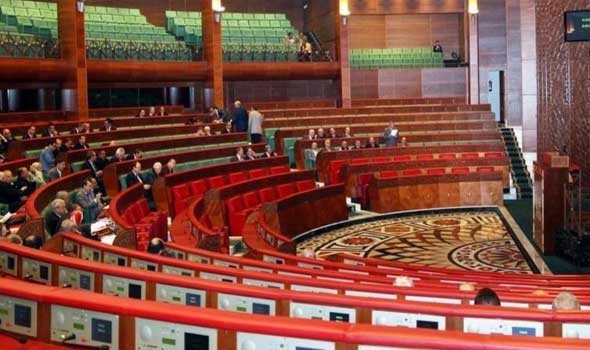 مجلس المستشارين المغربي يؤجل تقديم السكوري لمشروع قانون الإضراب ويشترطون التفاوض مع النقابات أولاً