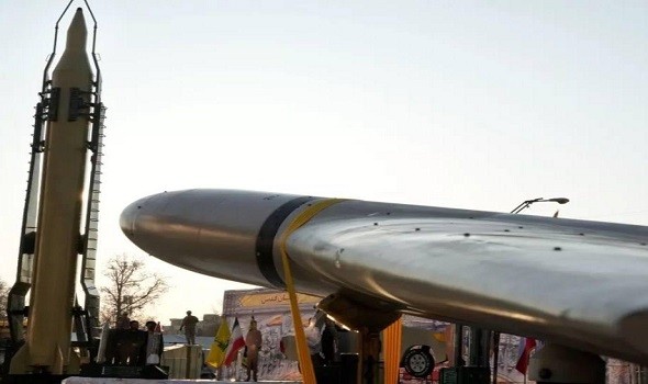 إيران تستخدم صواريخ