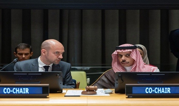 السعودية تؤكد التزامها بدعم إقامة دولة فلسطين
