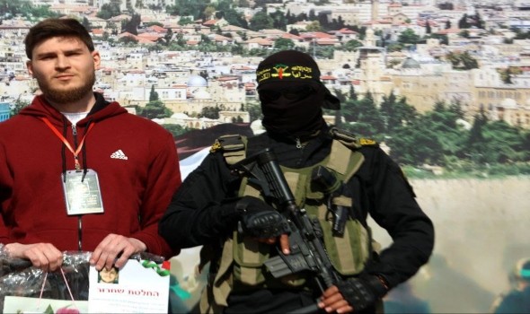 منتدى عائلات الأسرى يطلب تأخير المراحل التالية من اتفاق غزة