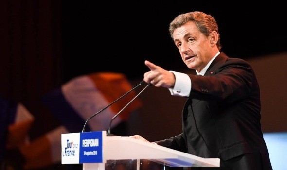 ساركوزي يخرج من السجن بعد 20 يوماً بإشراف قضائي