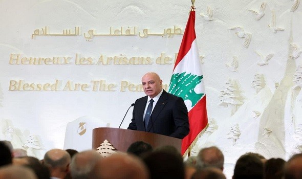 عون يؤكد أن التفاوض لا يعني استسلام لبنان ويعمل لإبعاد شبح الحرب وإعادة الإعمار