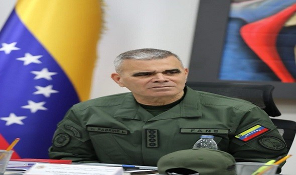 وزير دفاع فنزويلا يعلن مقتل عدد من حراس مادورو