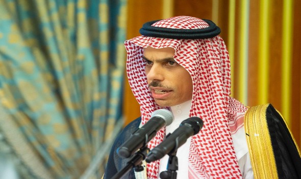 بن فرحان يبحث المستجدات السورية مع الشيباني