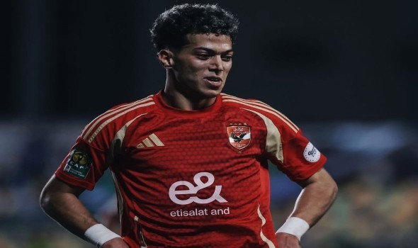 الأهلي يوقف عاشور ويغرمه مليوناً و500 ألف