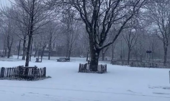 مصرع امرأة جراء سقوط كتلة جليدية من سطح مبنى سكنى فى موسكو