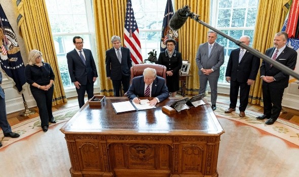 غضب واسع في الولايات المتحدة عقب مقتل أليكس بريتي برصاص عناصر فدراليين وترمب يتهم سلطات الولاية بالتحريض