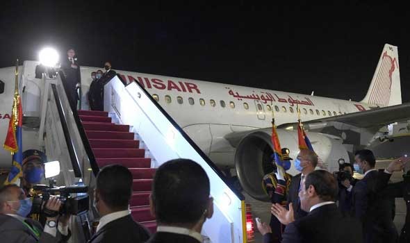 هبوط إضطراري لطائرة تابعة للخطوط التونسية في الجزائر بسبب تعرض مغربية لوعكة صحية