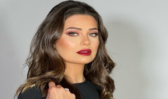 يسرا اللوزي تكشف كواليس مثيرة عن تعامل المخرج يوسف شاهين مع الممثلين ورؤيته الحاسمة للدراما التلفزيونية