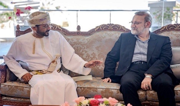 لاريجاني في مسقط وترامب يلوّح بإجراءات ضد طهران ويدرس إرسال حاملة طائرات جديدة