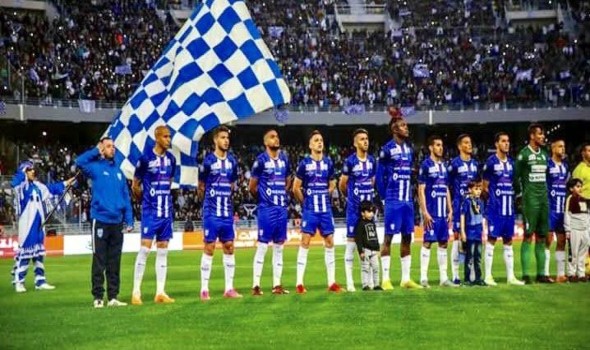 اتحاد طنجة يستنكر قرارات تحكيمية