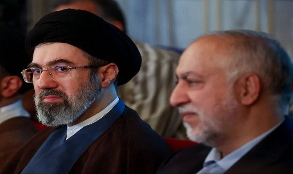 مجتبى خامنئي رجل الظل يصل إلى منصب المرشد الأعلى ويقود إيران عقب مقتل والده