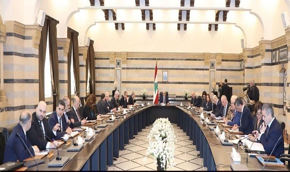 لبنان يستدعي السفير الإيراني في بيروت عقب بيان للحرس الثوري عن عملية مشتركة مع حزب الله