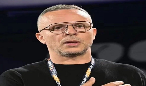وهبي يعتمد فلسفة تكتيكية جديدة بعد مرحلة الركراكي